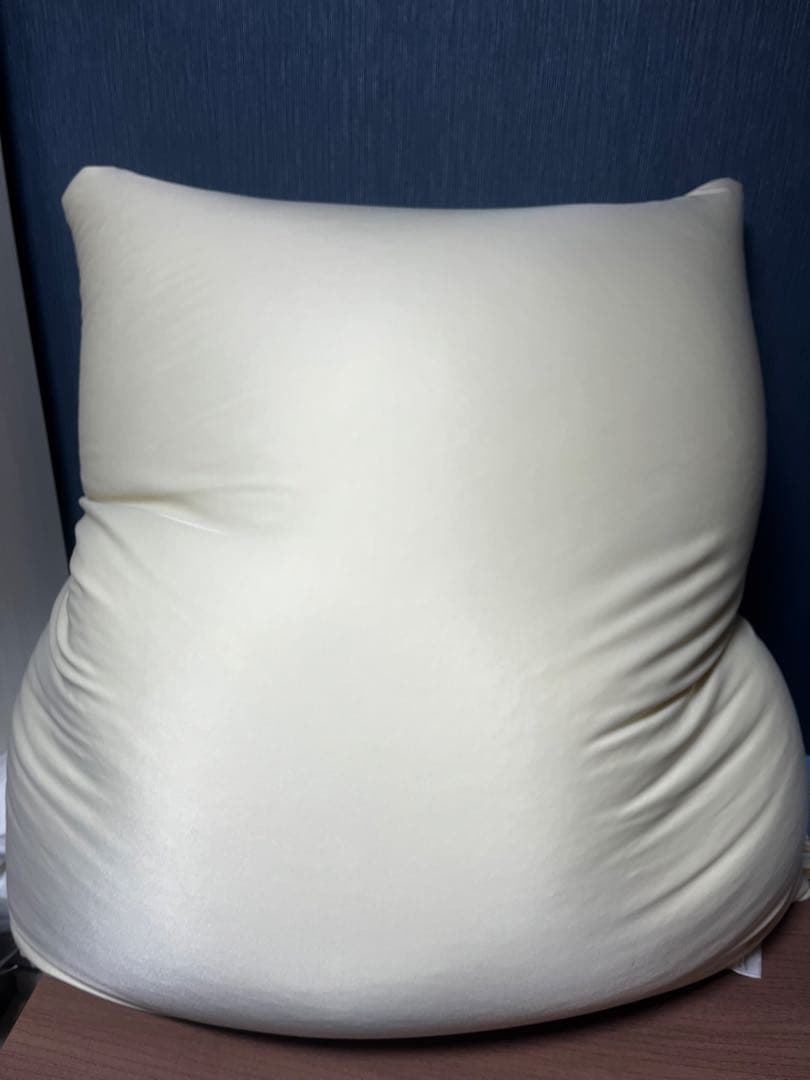 yoogibo ビーズクッション クリーム色