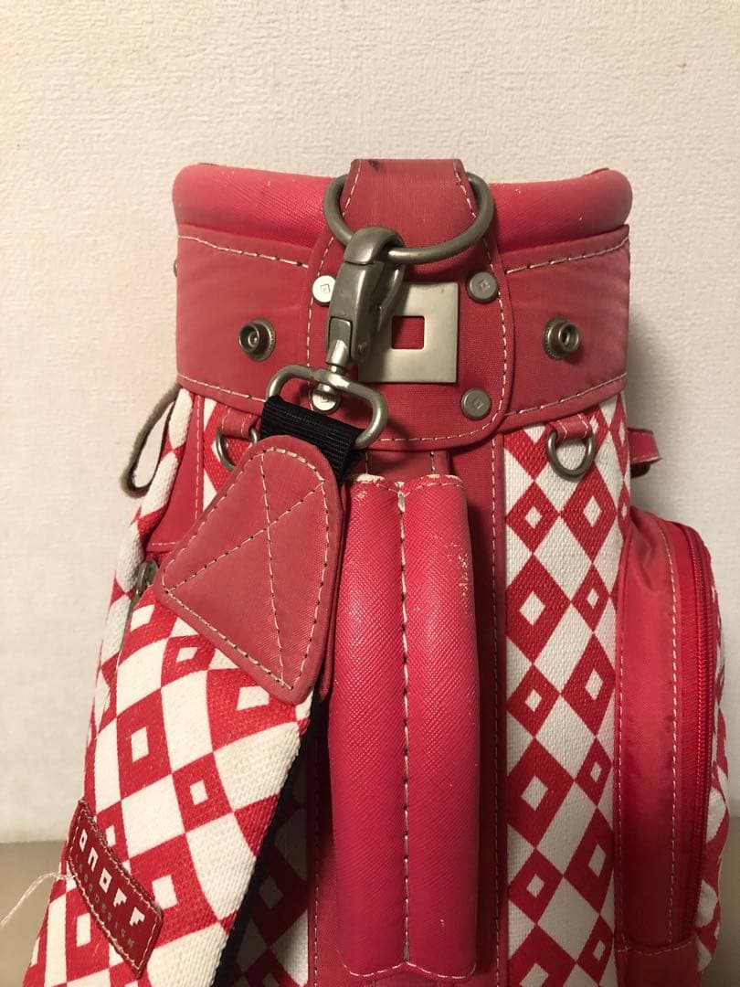 送料込み】超激レア　数量限定販売　オノフ　ONOFF キャディバッグ　レディース