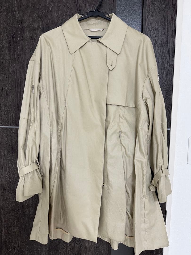 タトラス　トレンチコート
