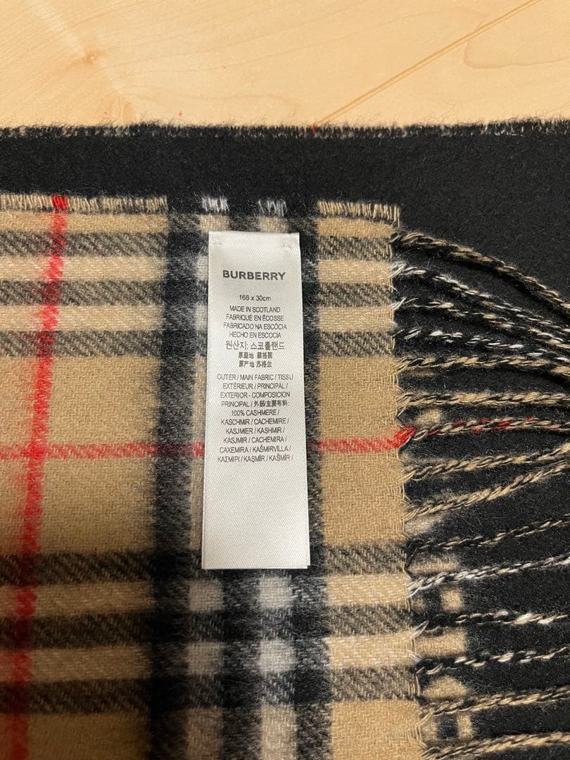 BURBERRY　バーバリー　マフラー　カシミア100％　未使用に近い