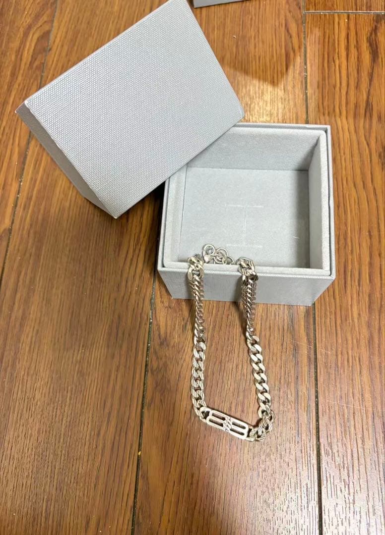 BALENCIAGA チェーン ブレスレット シルバーカラー 箱付き