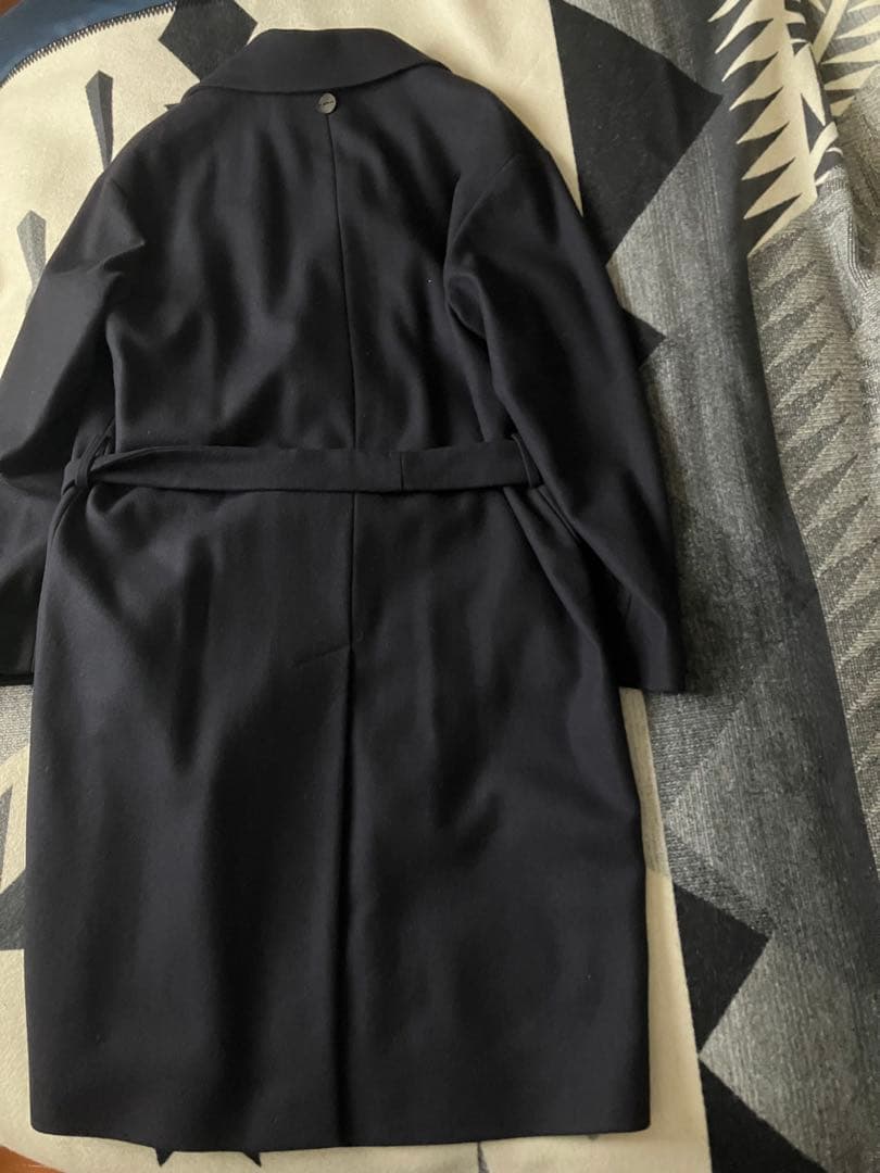 HEVO Ostuni ベルテッドコート48 トレンチ　替えボタン ハンガー付