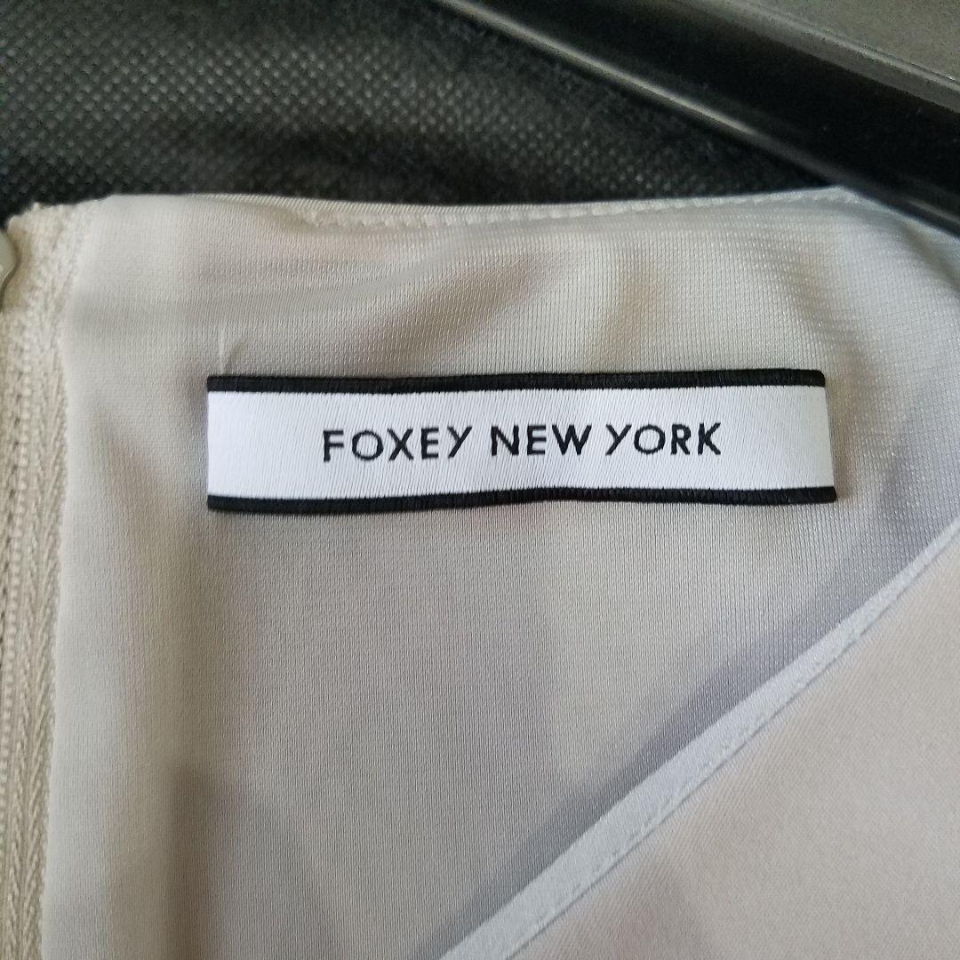 美品✨フォクシー 定価6.9万 ドレスナイトフォール フレアワンピース Vネック