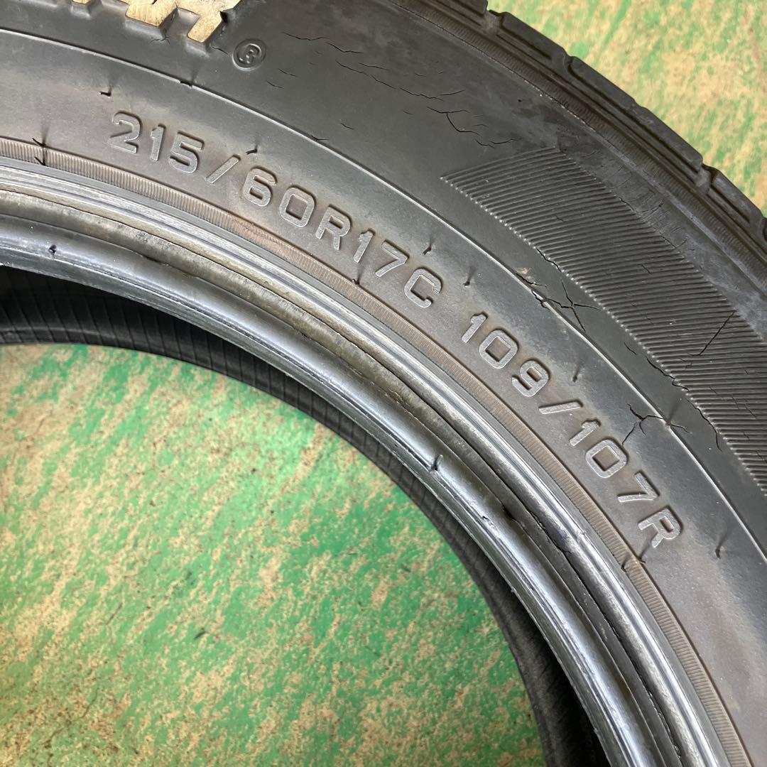 グッドイヤー　ナスカーイーグル1 215/60R17 4本セット　ハイエースなど