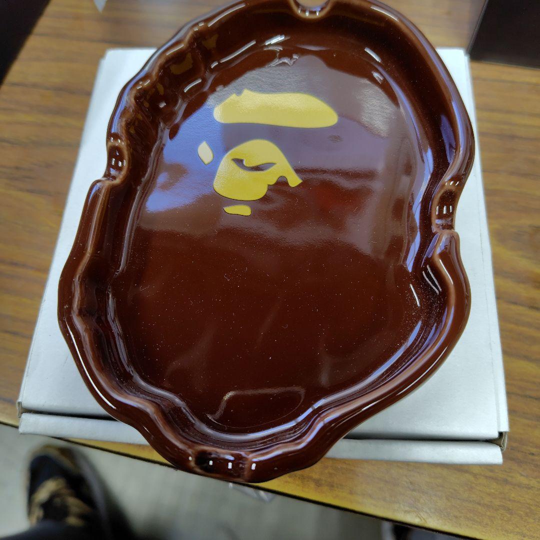 BAPE 陶器製顔デザイン灰皿