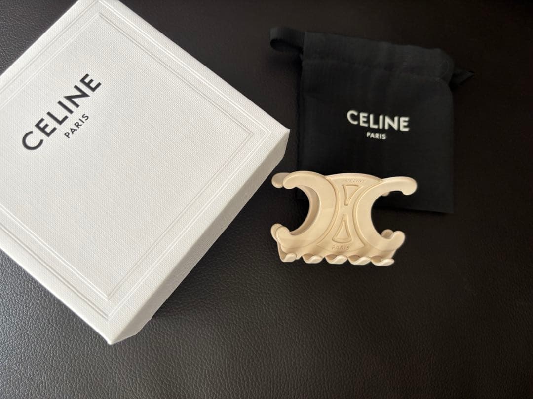 CELINE ラージ ヘアクロー アイボリー