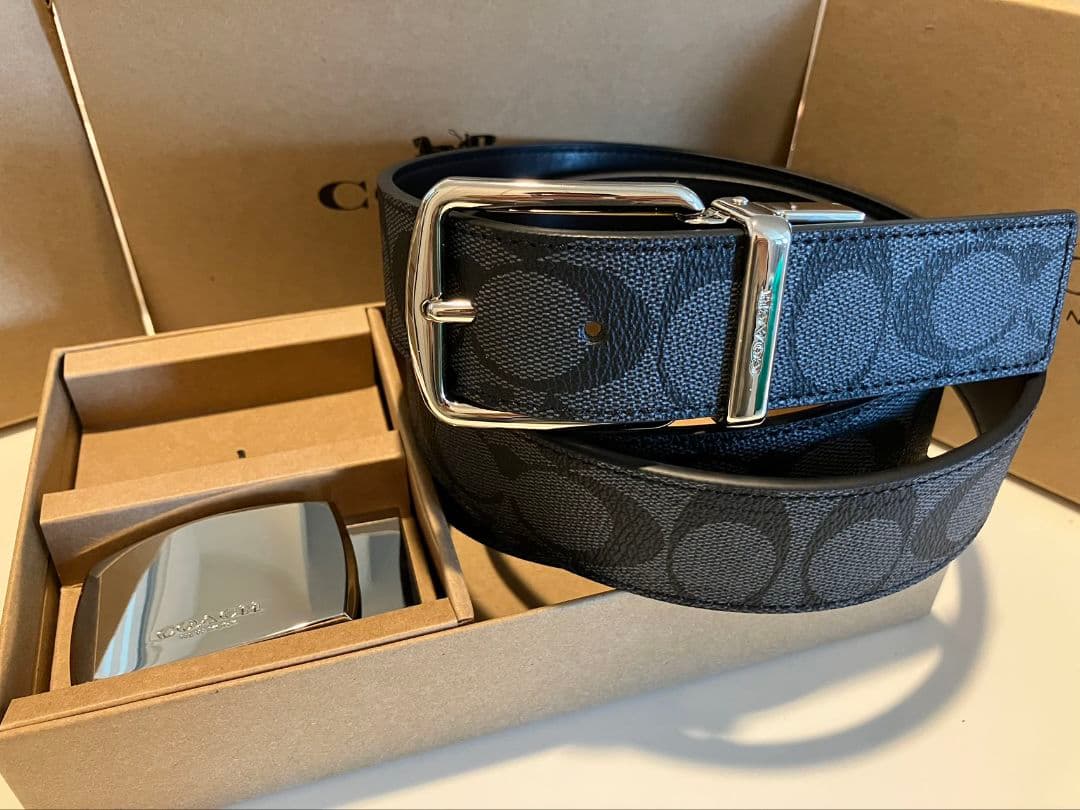 コーチ　新品　リバーシブル　シグネチャーベルト　シルバーバックル　紳士ビジネス