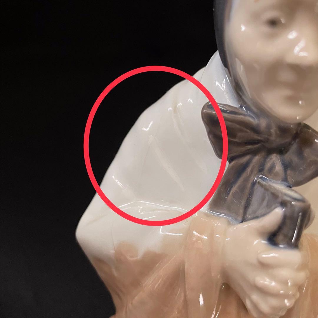 稀少ロイヤルコペンハーゲン フィギュリン892教会に行く人Church Goer