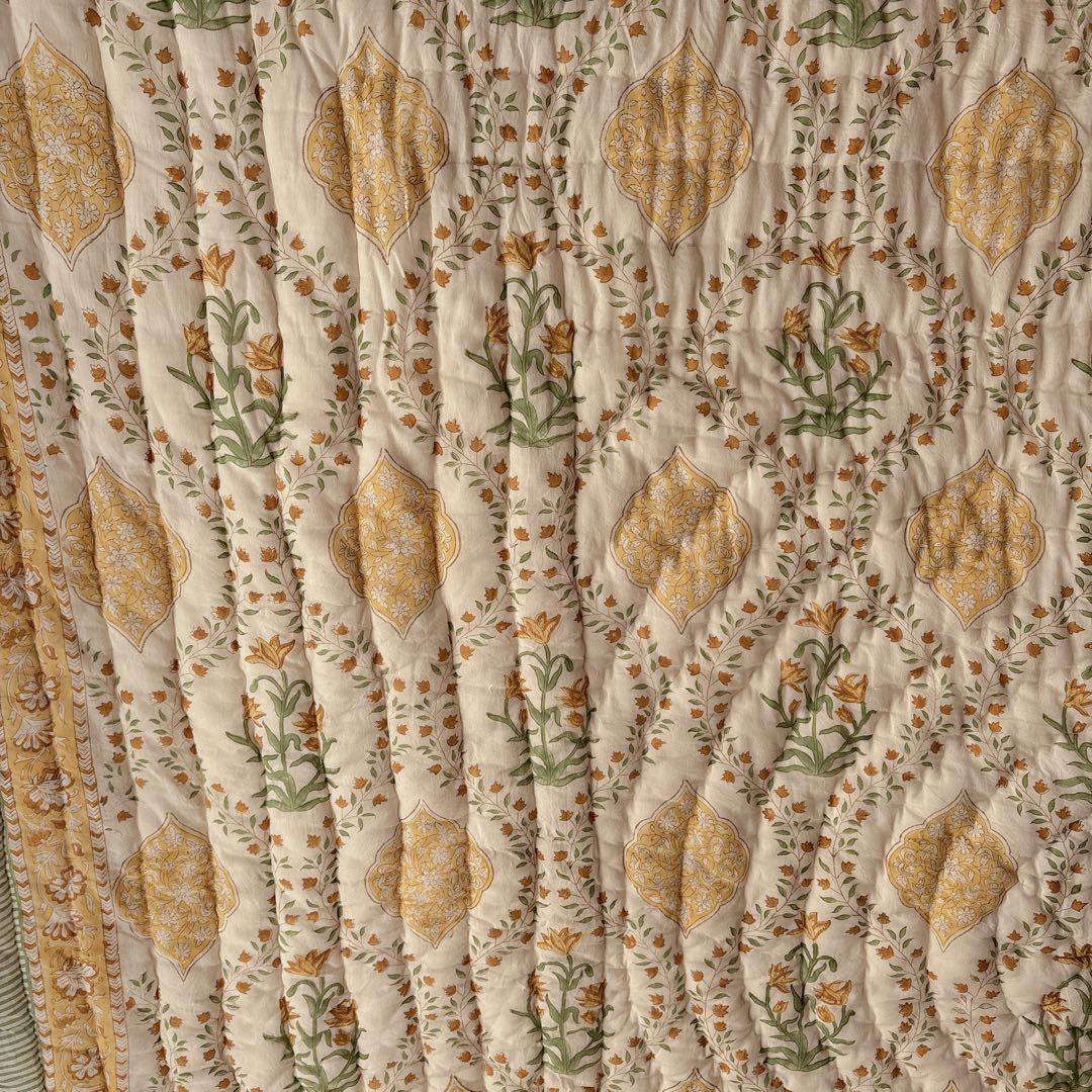 未使用※大判　インド ブロックプリント 中綿入りキルト ベビーイエロー　カバー