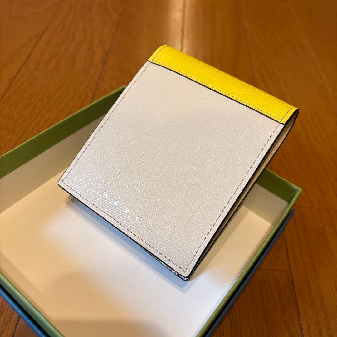 マルニ 二つ折り財布 ミニ財布 MARNI PFMI0003L0 LV520 黄