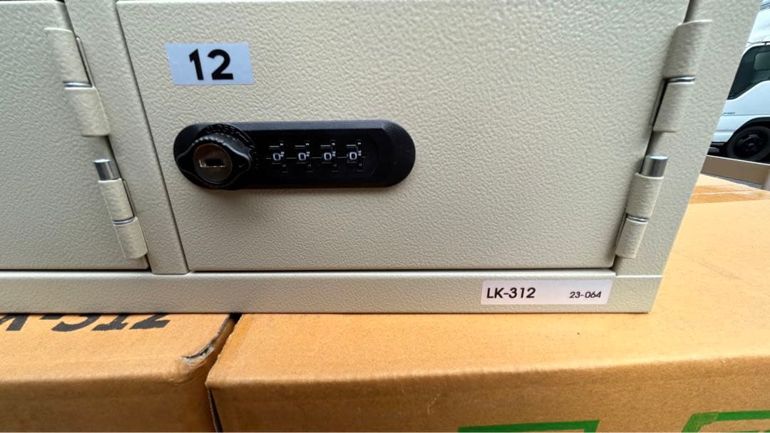 ✨新品‼️未使用品✨ロッカー③‼️保管庫✨金庫‼️貴重品入れ❗ダイヤル式‼マスター鍵有