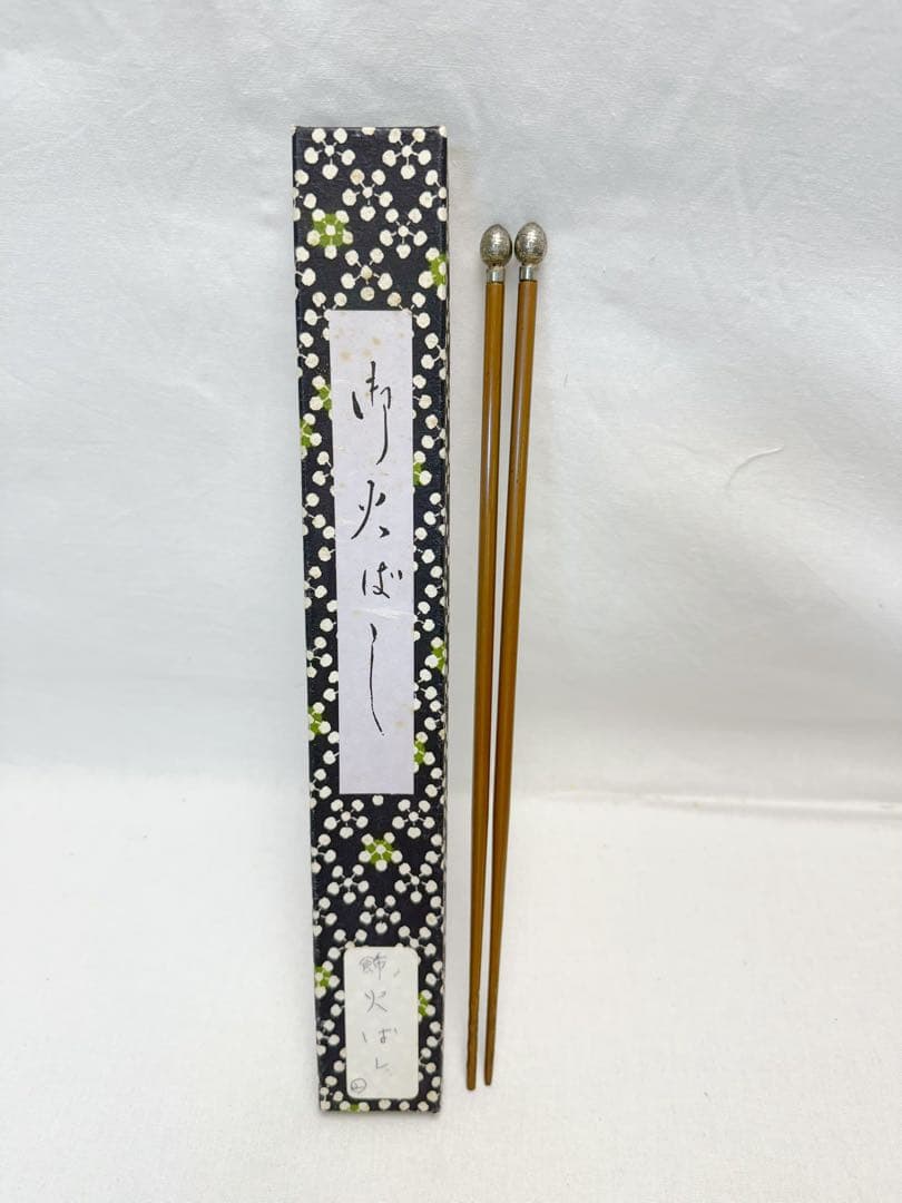 未使用 茶道具 寄神崇白造 桂窯黒真塗 面取土風炉 輪島塗敷板底瓦 火箸灰匙共箱