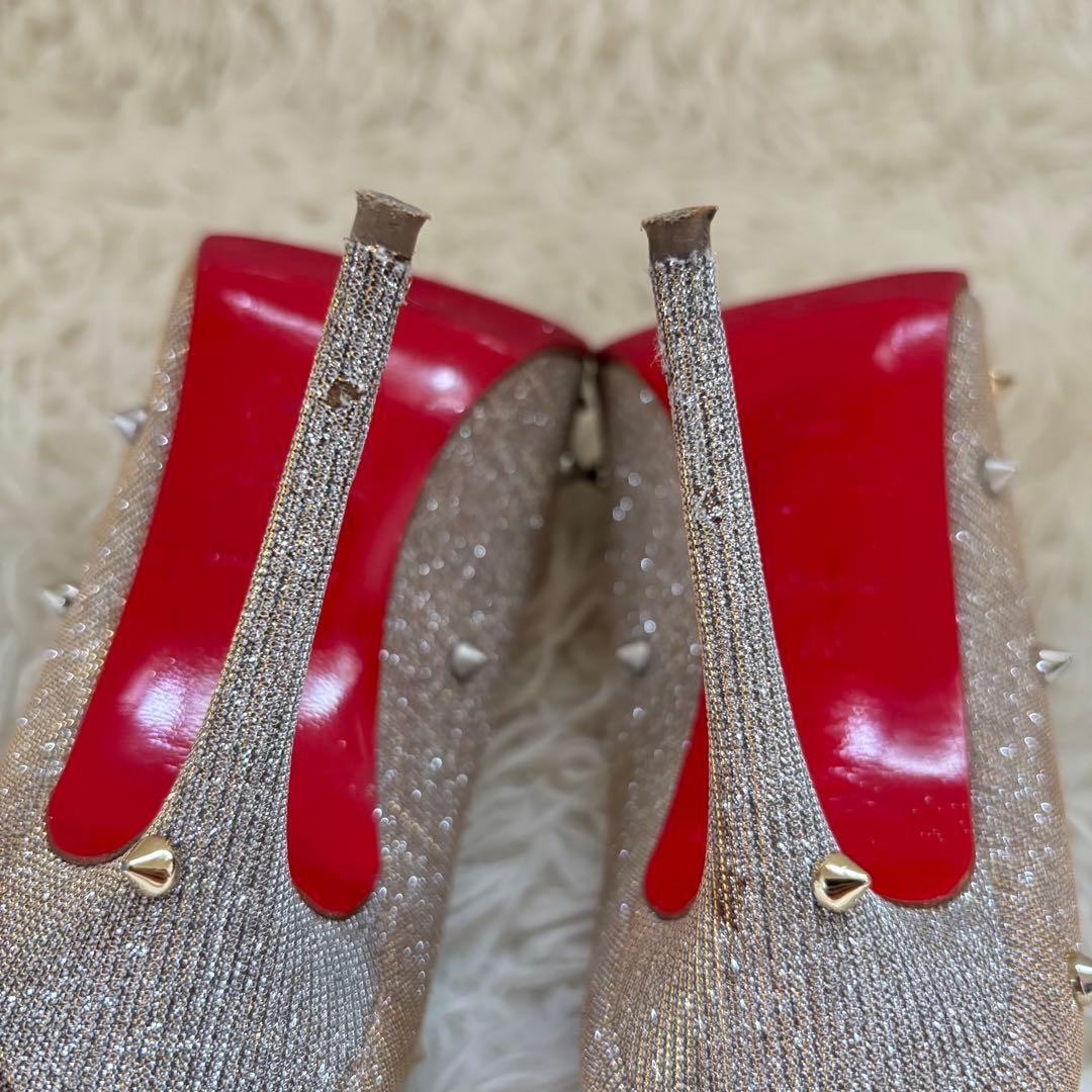 ✨クリスチャンルブタン　シルバーグリッター　スタッズ　パンプス　ハイヒール　23