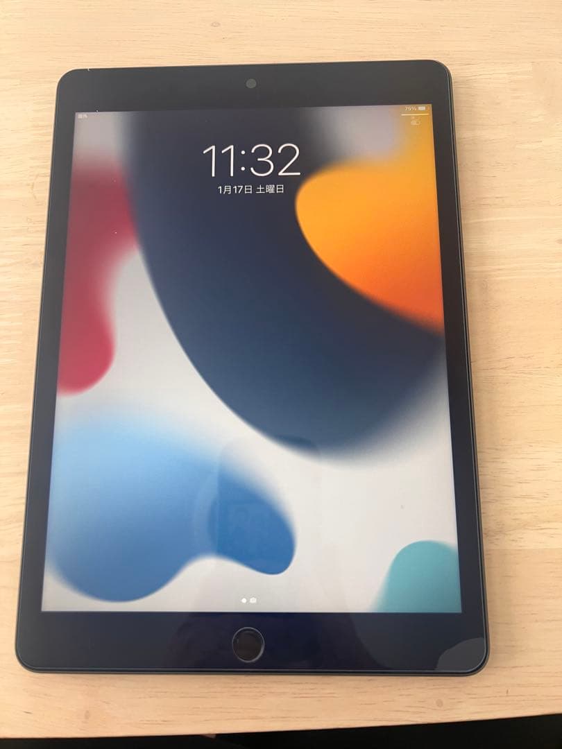 iPad (第9世代) Wi-Fi + Cellular スペースグレー