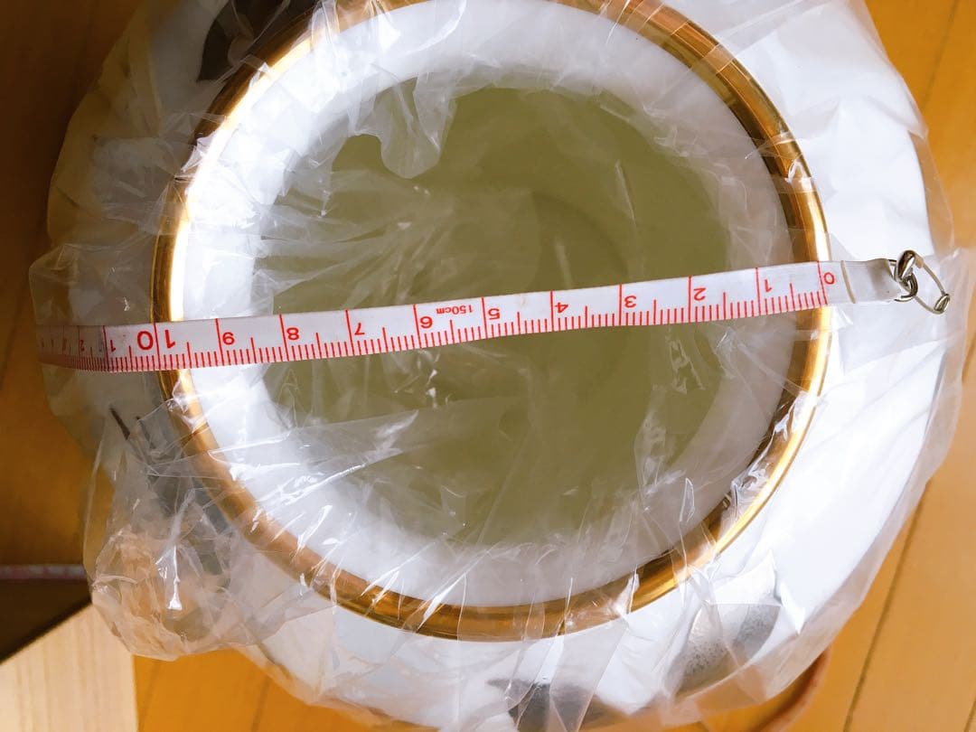 narumi 金色の花模様の陶器花瓶