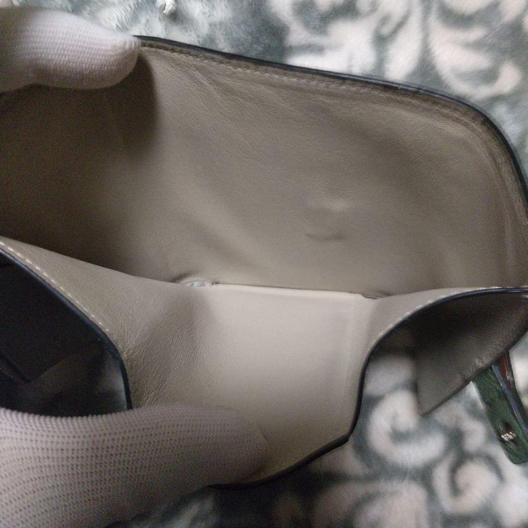 ロエベLOEWEバーティカルウォレットグリーン系 三つ折り財布 レザー