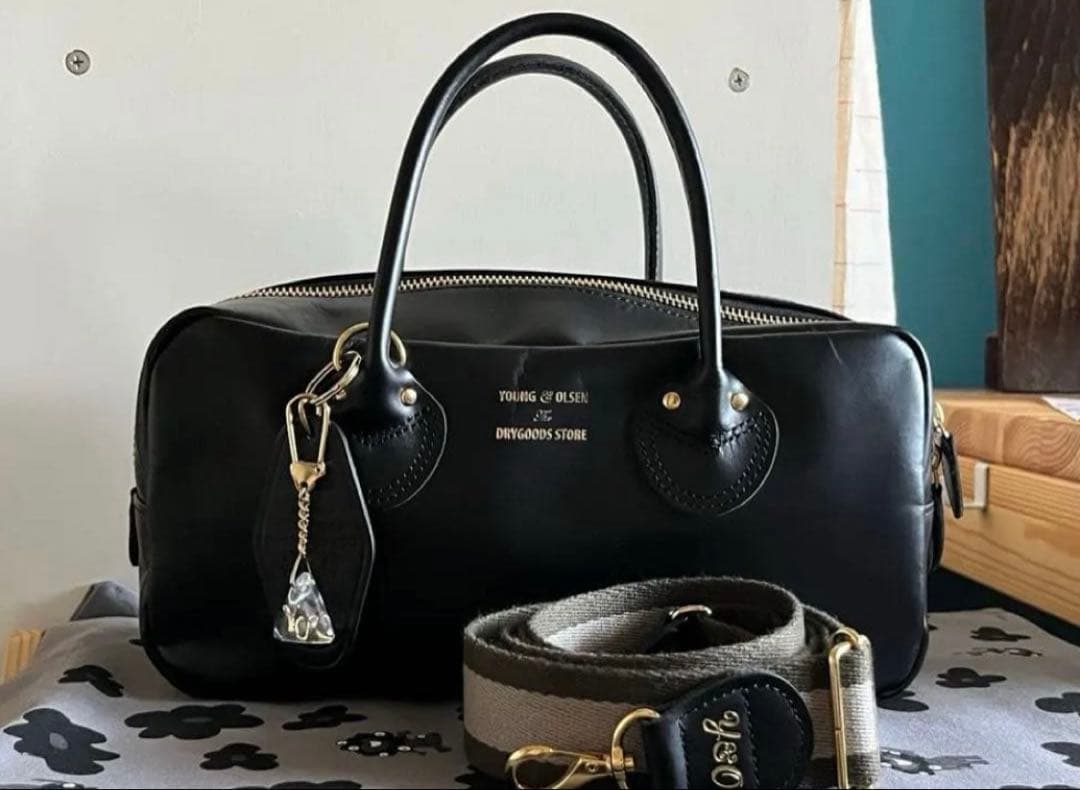 フレームワーク　ヤングアンドオルセン CHARM WIDE BOTTLE BAG