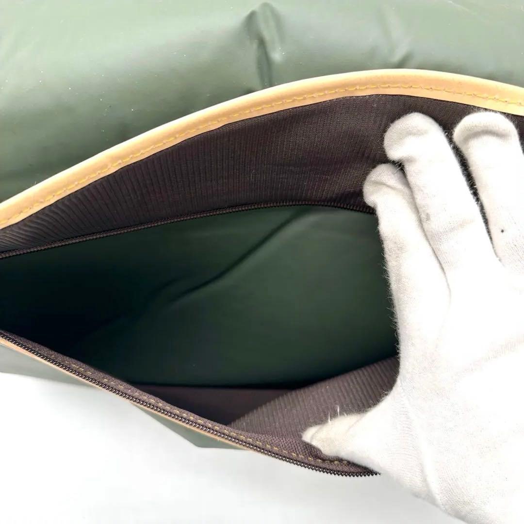 レアタイプ ハンティングワールド メッセンジャーバッグ バチュー レザー カーキ