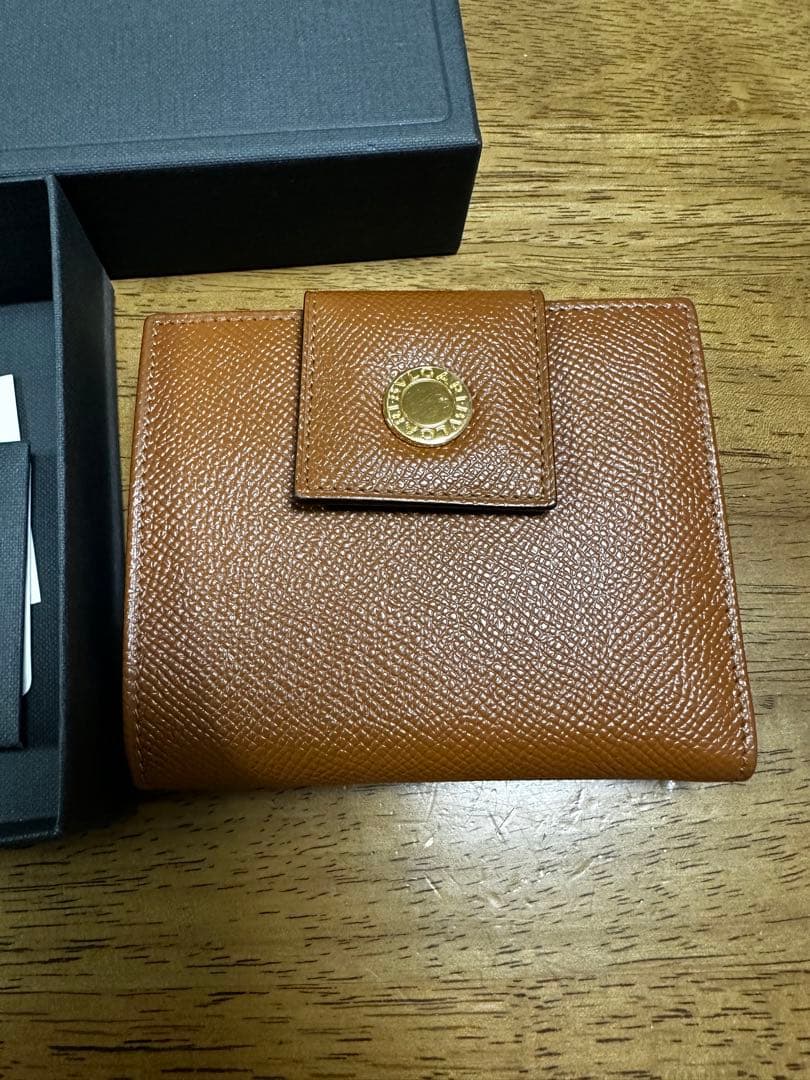 m*i様 ブルガリ　二つ折りサイフ