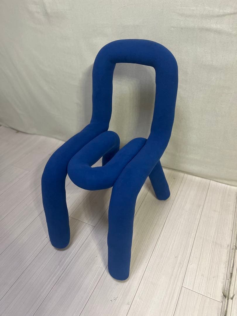 ダイニングチェア Moustache chair