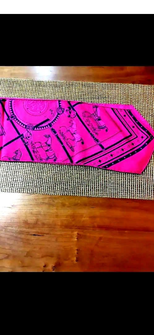 お値下げしました。エルメスバンダナ柄スカーフ