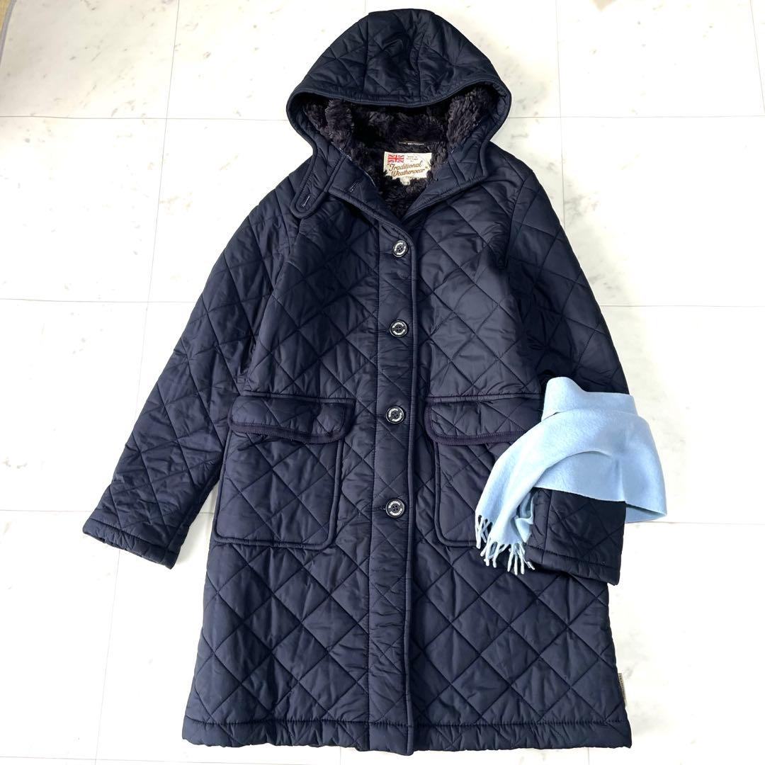 美品トラディショナルウェザーウェア✨キルティング コート M ボア フード 紺