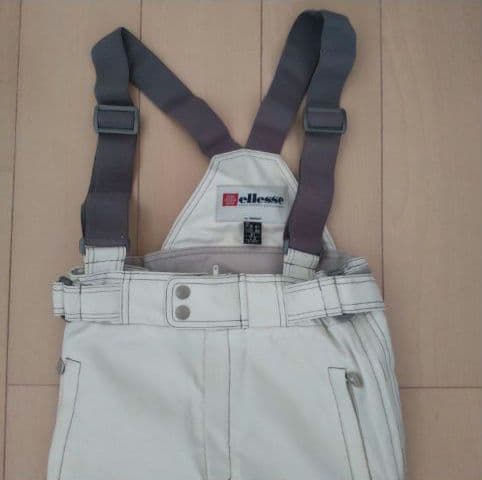 ellesse スキーウェア上下・グローブ・ニット帽 4点セット