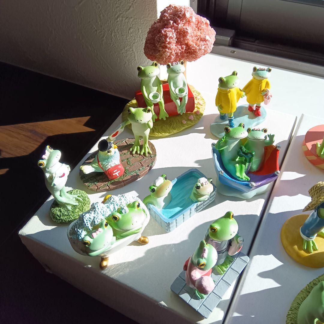 コポーカエル　ペア（カップル）１５点のミニチュア