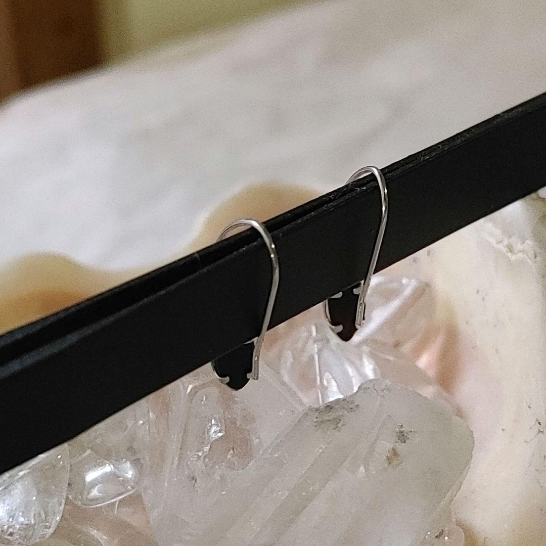 プラチナ　ブラックカルセドニー　フックピアス　Pt900