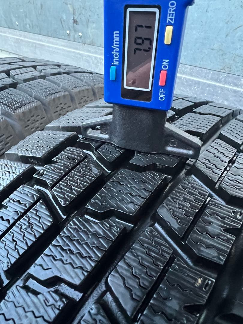 ゆぅGOOD YEARスタッドレス185／65R15 88Q深溝