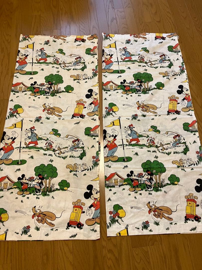 ディズニー　ヴィンテージ  カーテン2枚セット