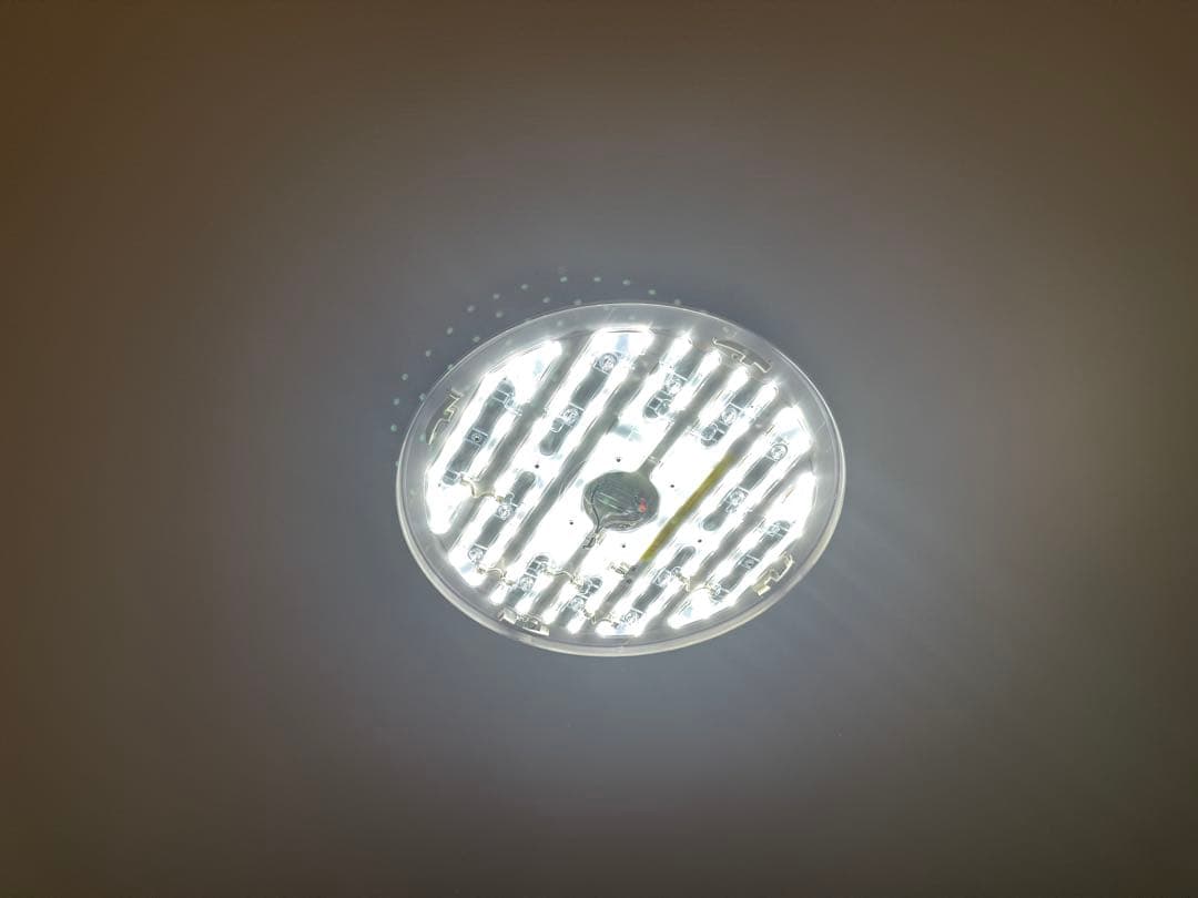 LED シーリングライト リビングライト　4点セット