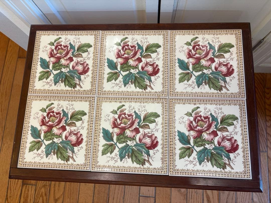 TILECRAFTS社製 英国 ヴィンテージタイル ティーテーブル ビクトリアン