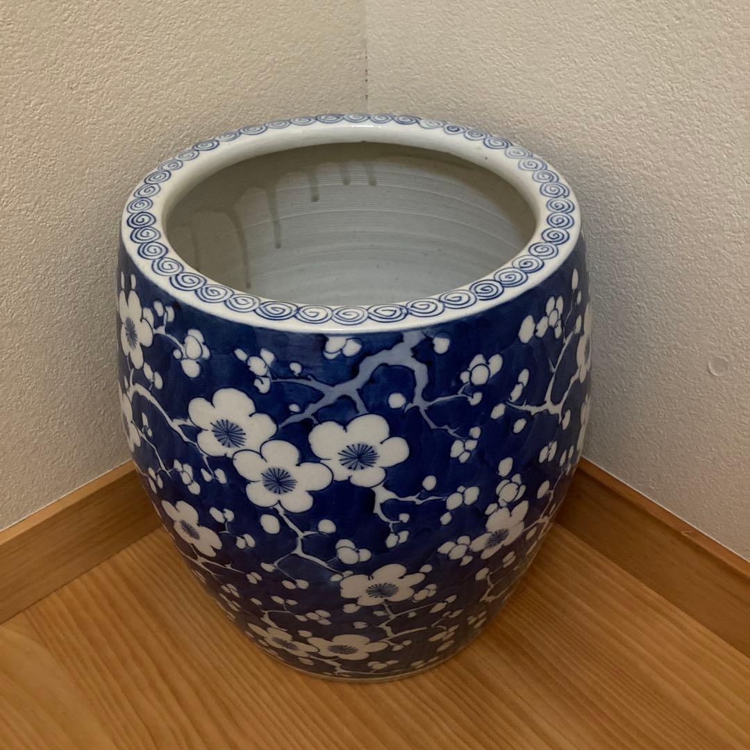 呉須　梅の花　火鉢　磁器　陶器