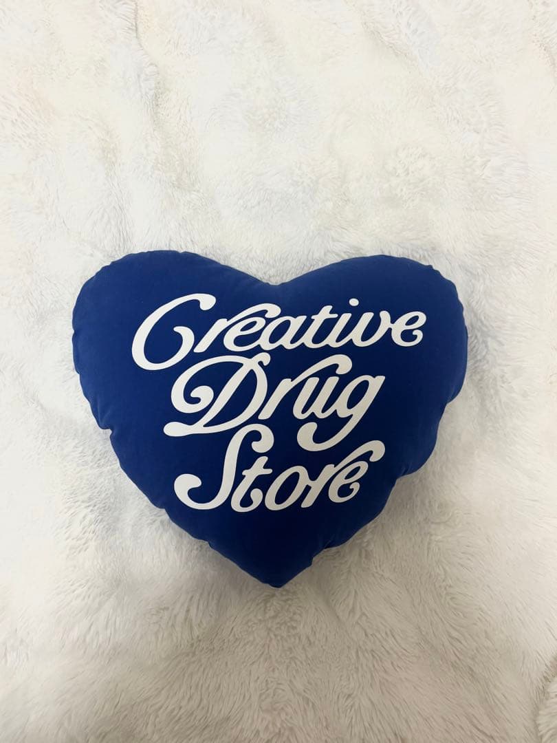 CREATIVEDRUGSTORExVERDY PillowBlue クッション