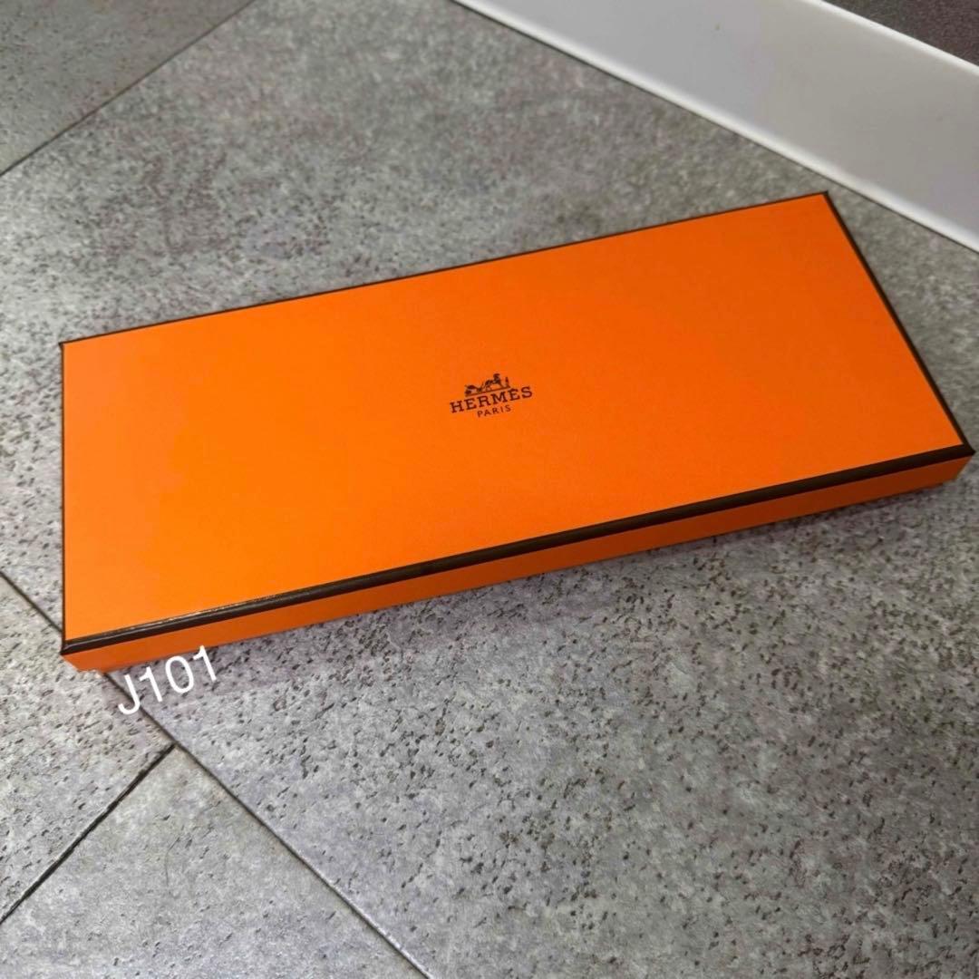 新品未使用！エルメス ペガサスチャーム PM ソーブラック