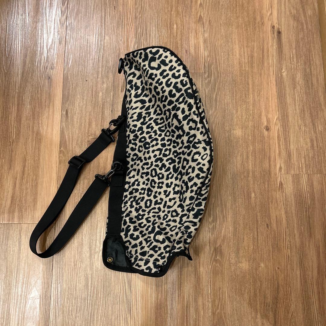 ニューバランス ヒョウ柄セルフスタンドゴルフバッグ