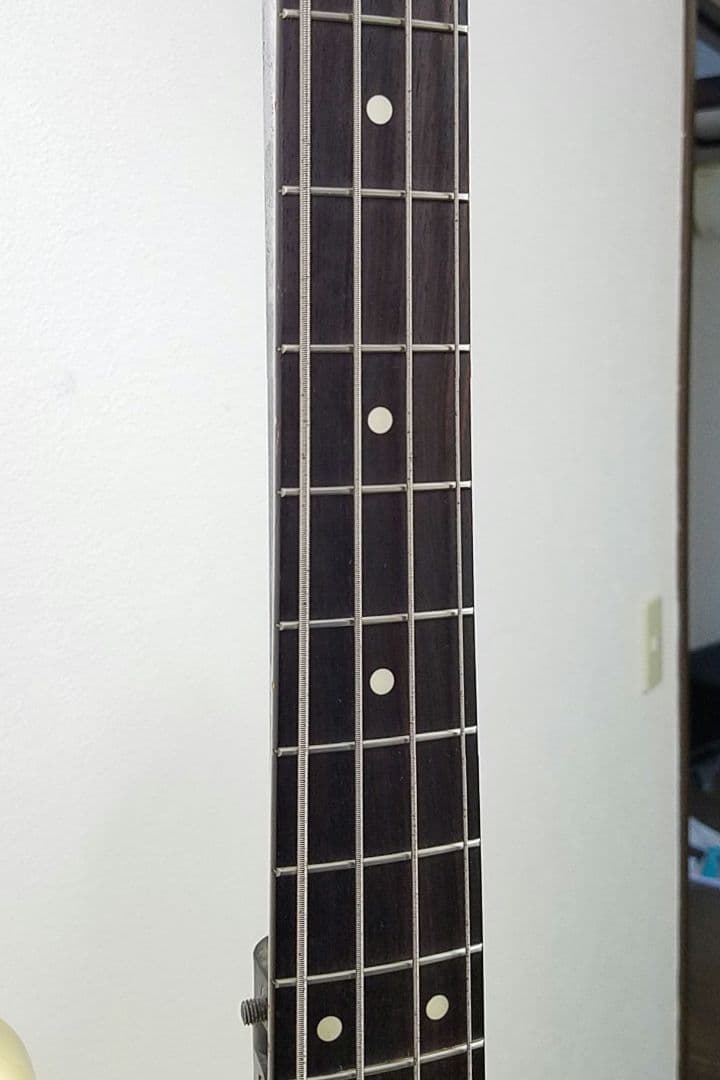 日本製 Squier by Fender プレシジョンベース