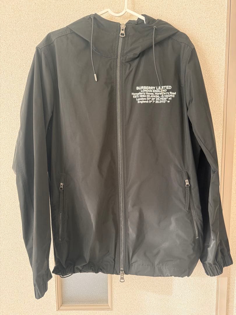 値下げ【バーバリー】ロケーションプリントフーデットジャケットXS