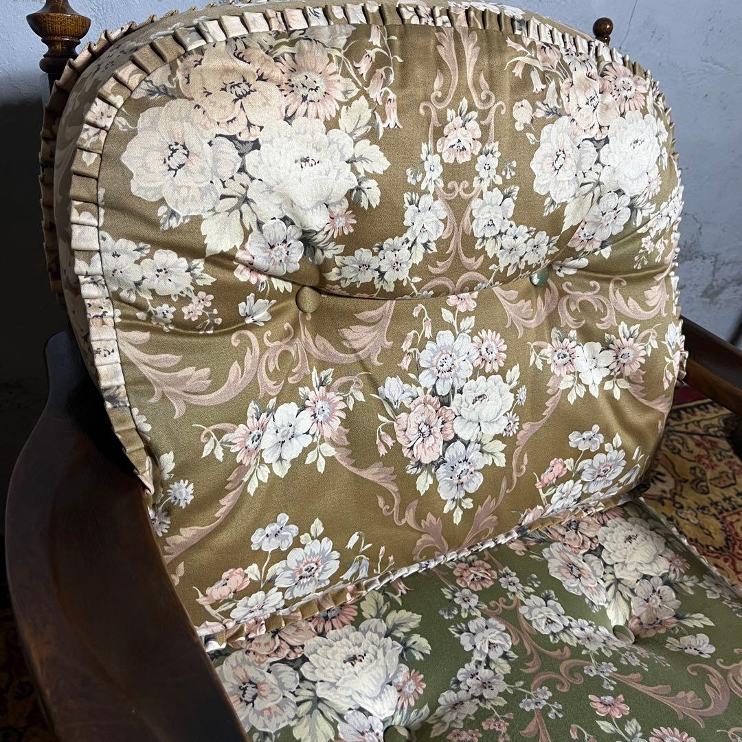 【キツツキ】ラウンジチェア 1人掛け 花柄クッション付き ヴィンテージ ソファ⓵