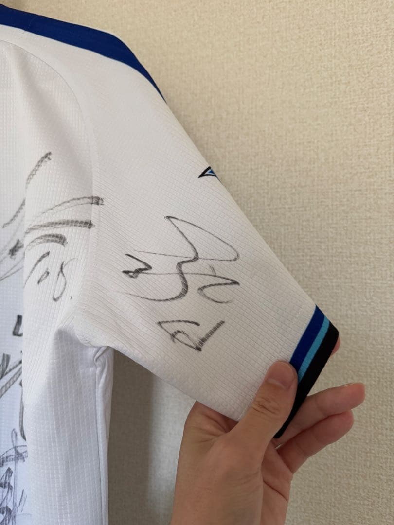 横浜DeNAベイスターズ サイン入りユニフォーム　Mサイズ