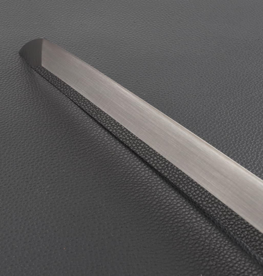 11095先丸柳刃包丁 尺三刺身包丁鏡面仕上げ 刃は究極の切れ味黒檀黒水牛八角柄