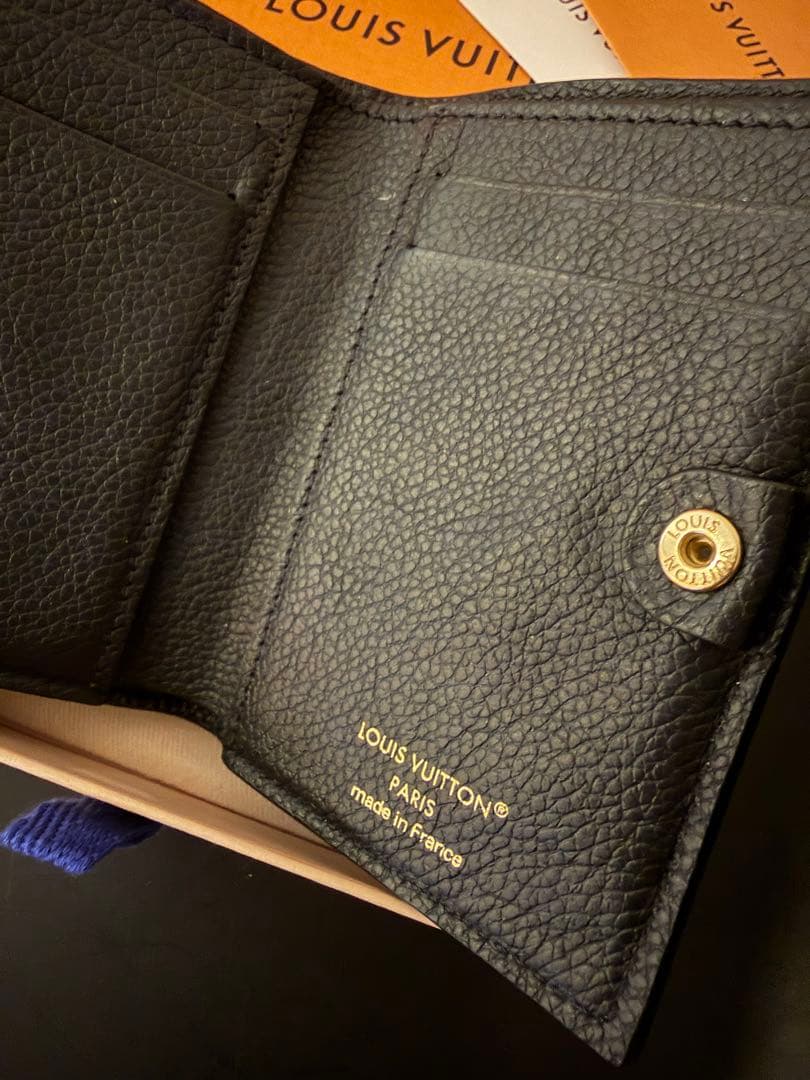 【極美品】Louis Vuittonミニ財布 ポルトフォイユリサ