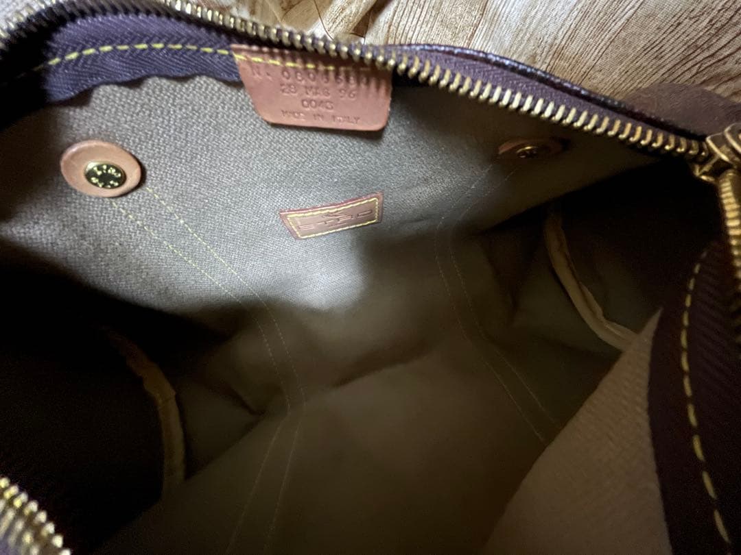 ブラウンレザー ボストンバッグ 鍵付き