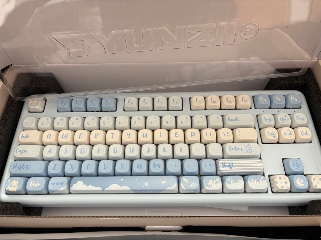 ゆ*け様 YUNZII B87 ブルー メカニカルキーボード