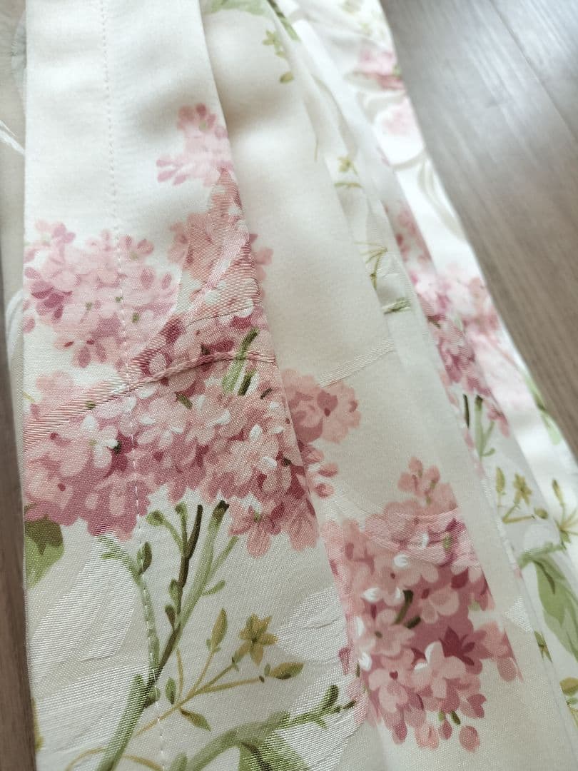 美品 カーテンKAWASHIMASELKON幅810㎝/丈2000㎝2枚