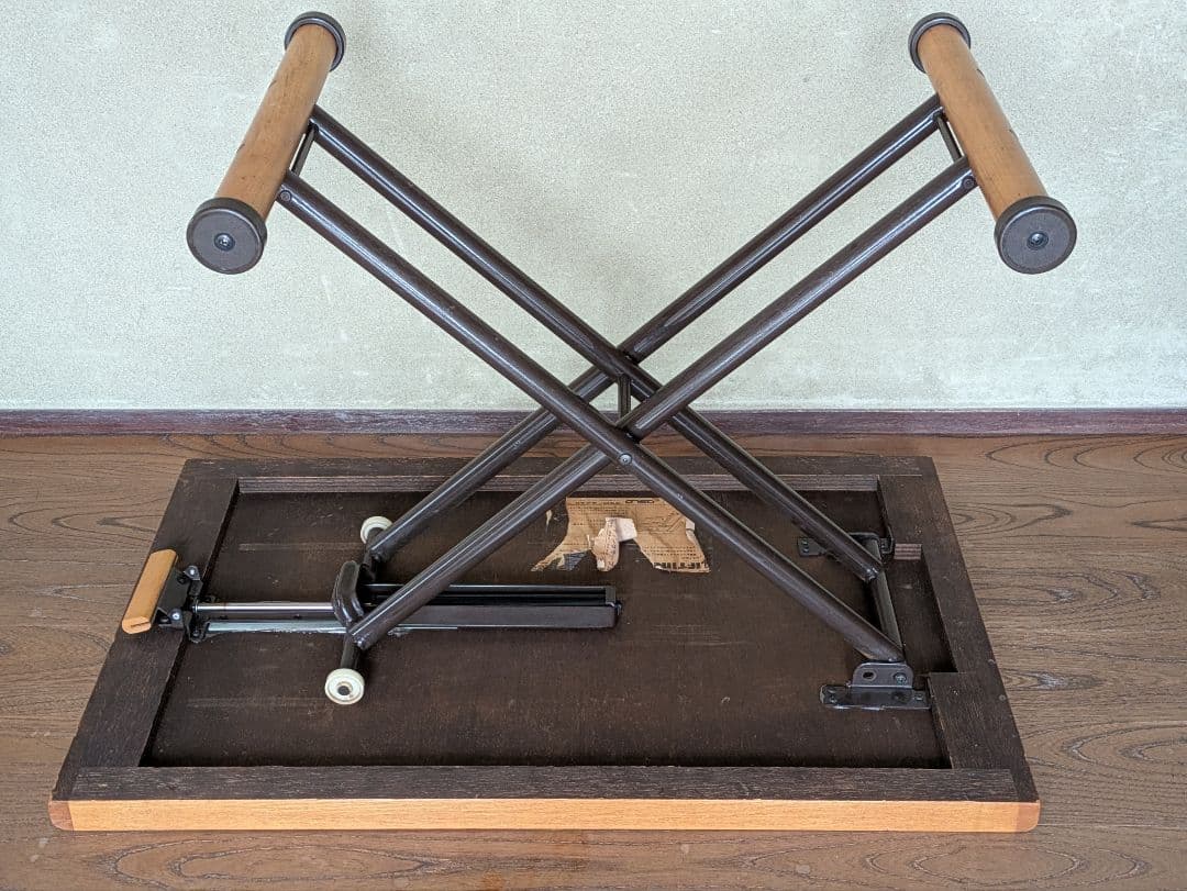 オスロ　リフティング・テーブル　オーク　昇降機構ガス抜け