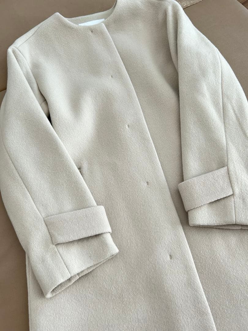 グリーンレーベルリラクシング　ショートビーバー　ノーカラーコート　ライトグレー