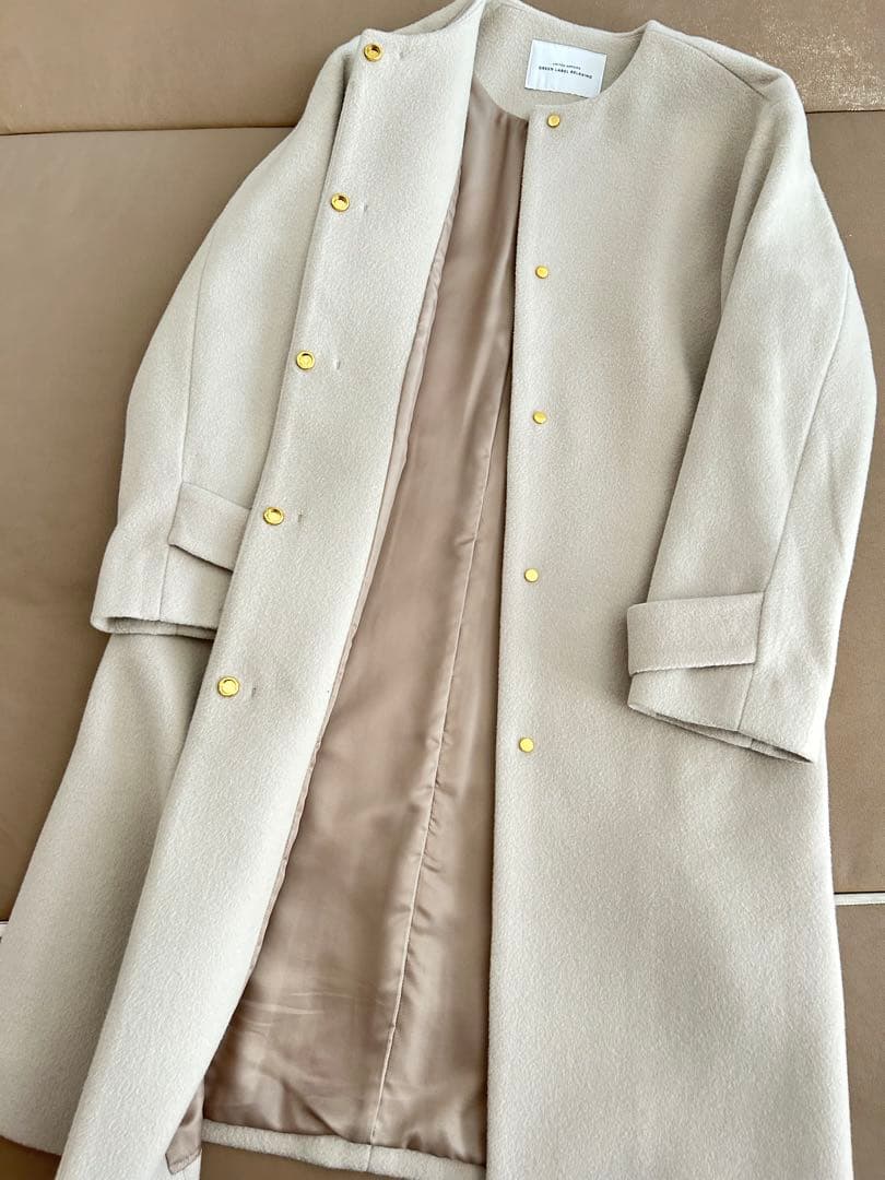 グリーンレーベルリラクシング　ショートビーバー　ノーカラーコート　ライトグレー