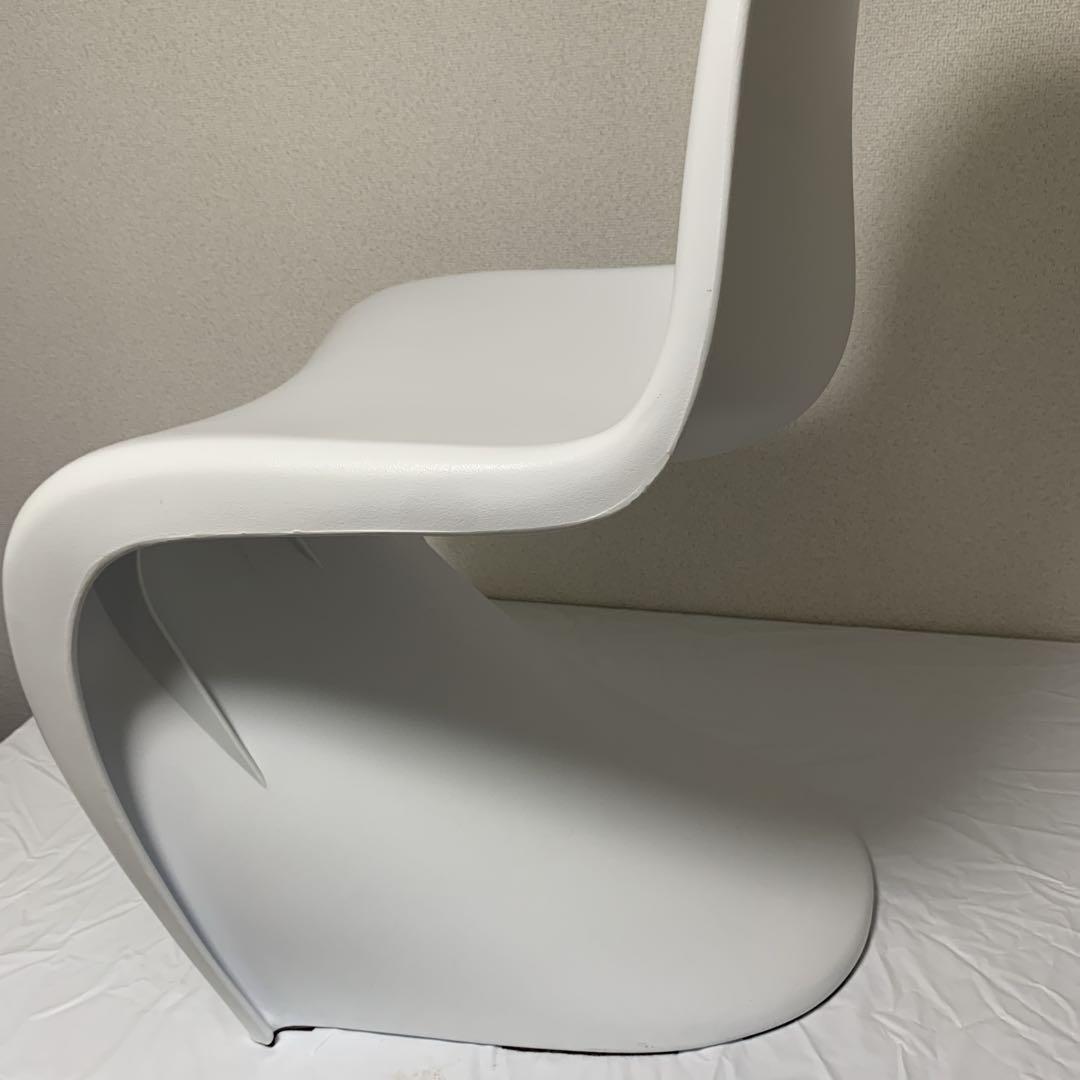 北欧モデル リプロダクト デザイナーズ プラスティック一体成型